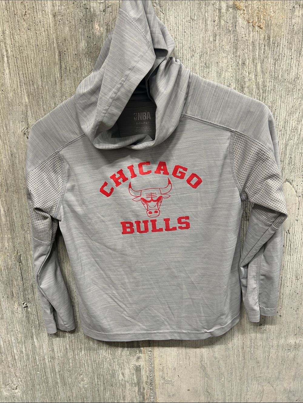 NBA Gray Kids Hoodie with Red Chicago Bulls Logo Small